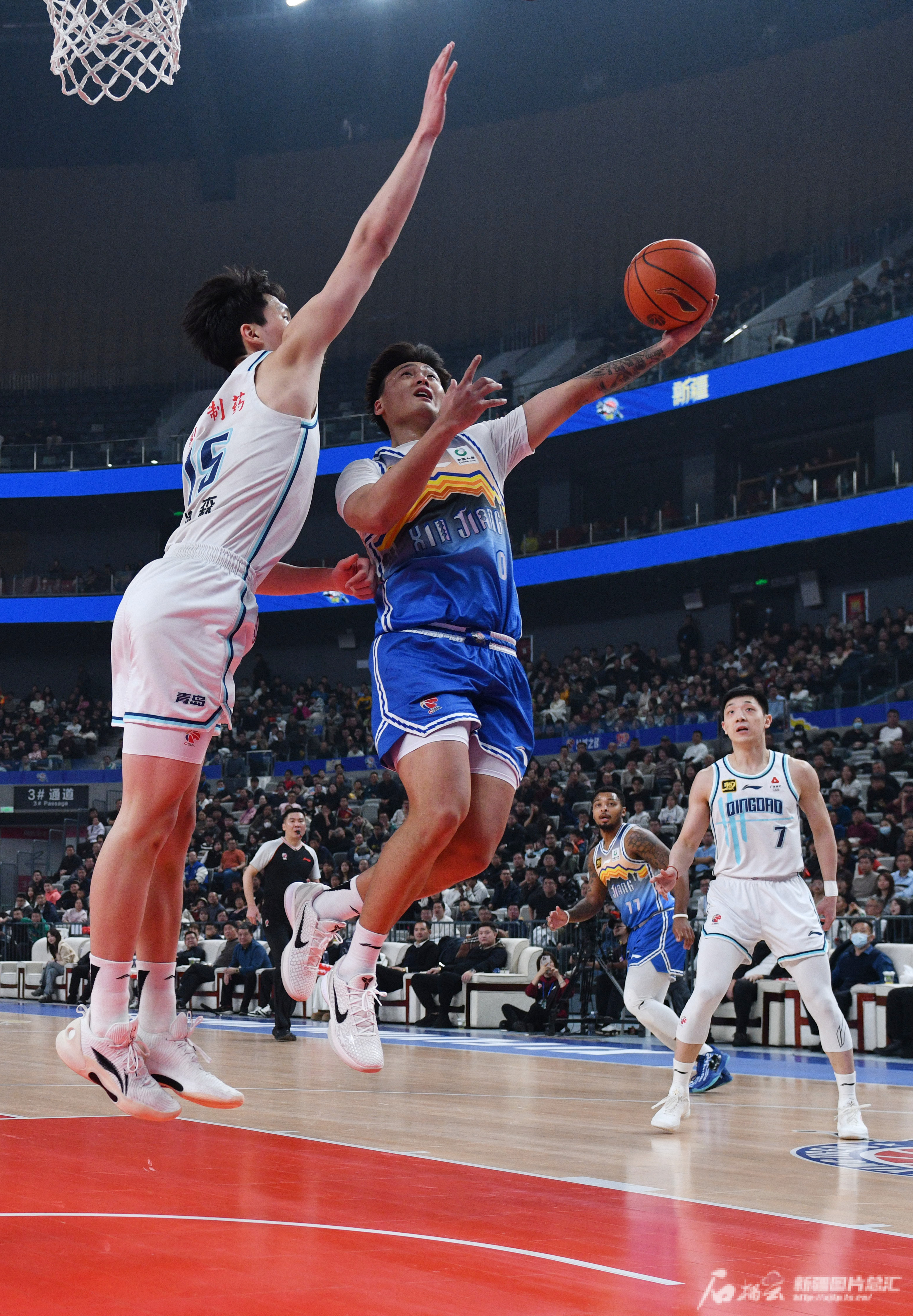 B体育vip注册-新疆男篮客场逆袭，战胜强敌获胜