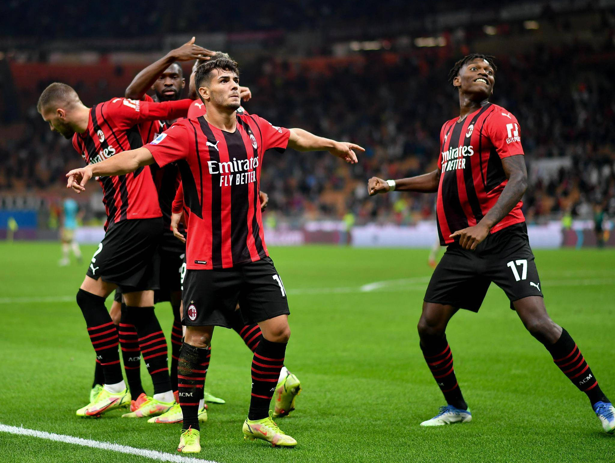 包含AC米兰引进新球员助力下赛季意甲夺冠大作战的词条 包含AC米兰引进新球员助力下赛季意甲夺冠大作战的词条