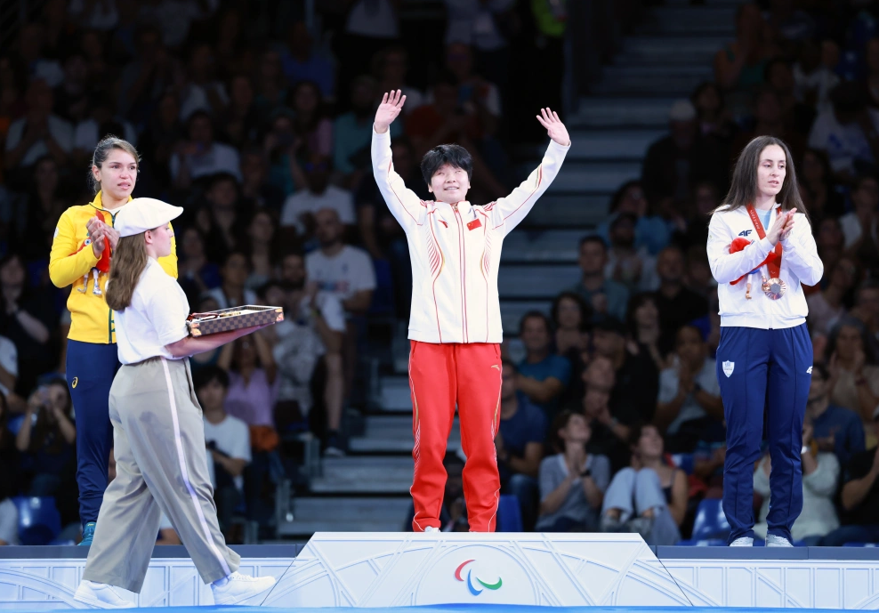 法国柔道选手独占鳌头,赢得金牌 法国柔道选手独占鳌头,赢得金牌