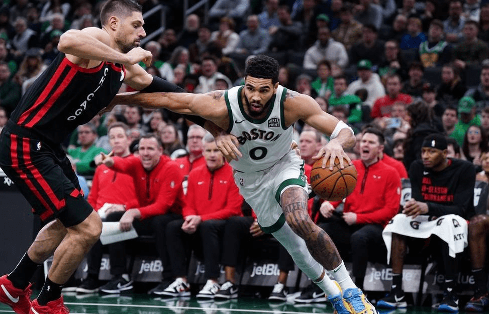 B体育娱乐-公牛横扫骑士，拉文全面开花！