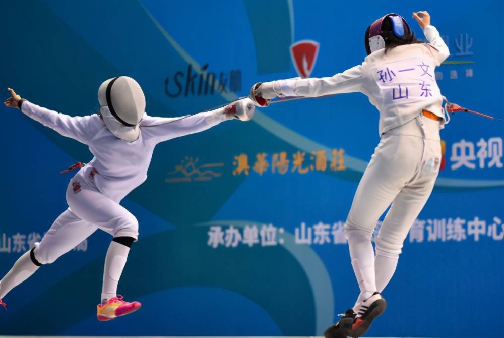 巴西击剑队斩获金银铜三项，威震赛场
